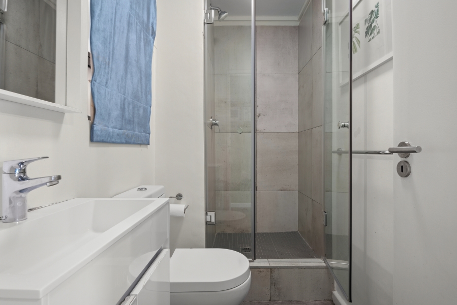 To Let 2 Bedroom Property for Rent in Zonnebloem Western Cape